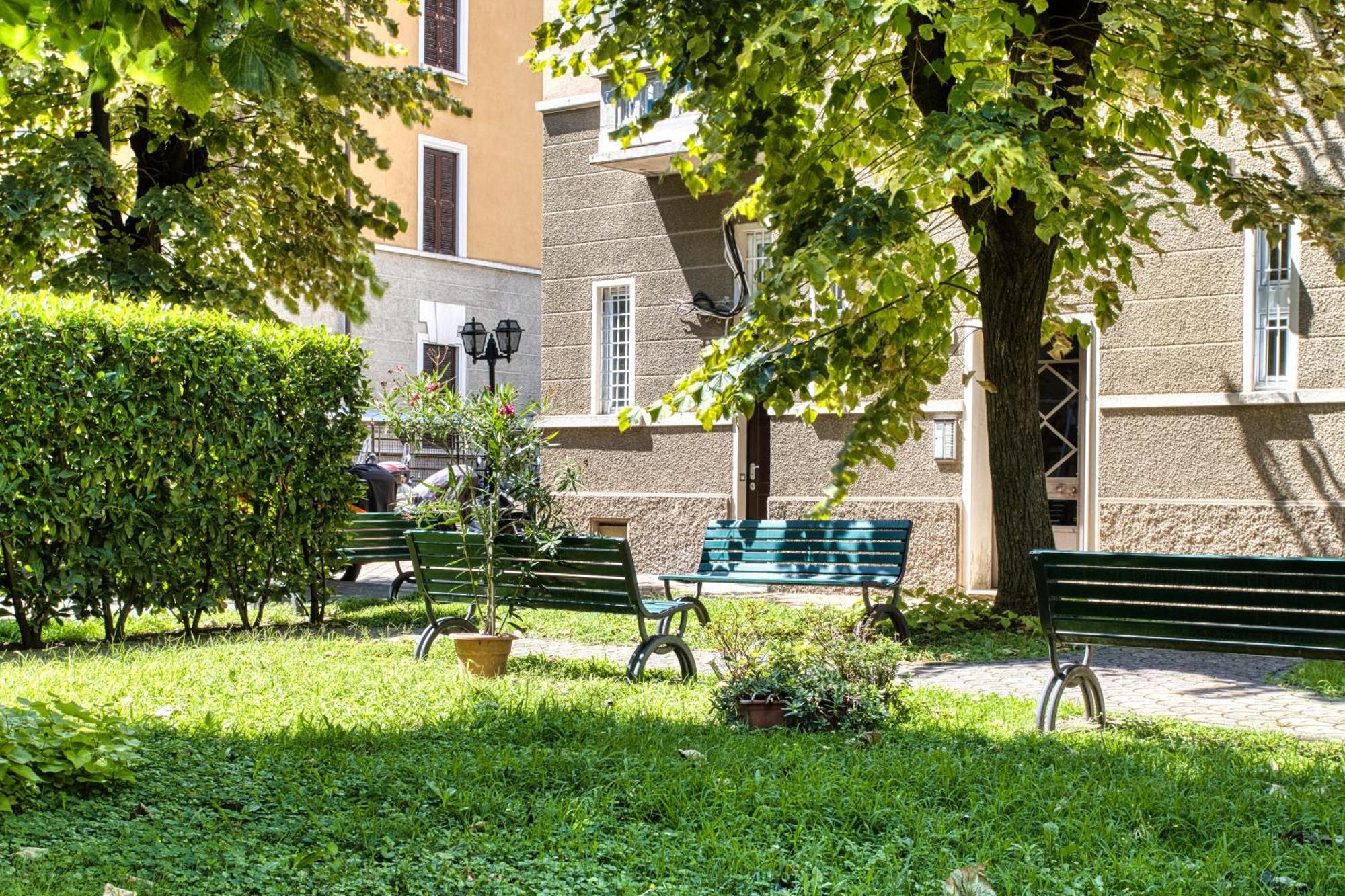 Walk To Navigli - Via Gola - 2 Bedrooms Apt ميلان المظهر الخارجي الصورة